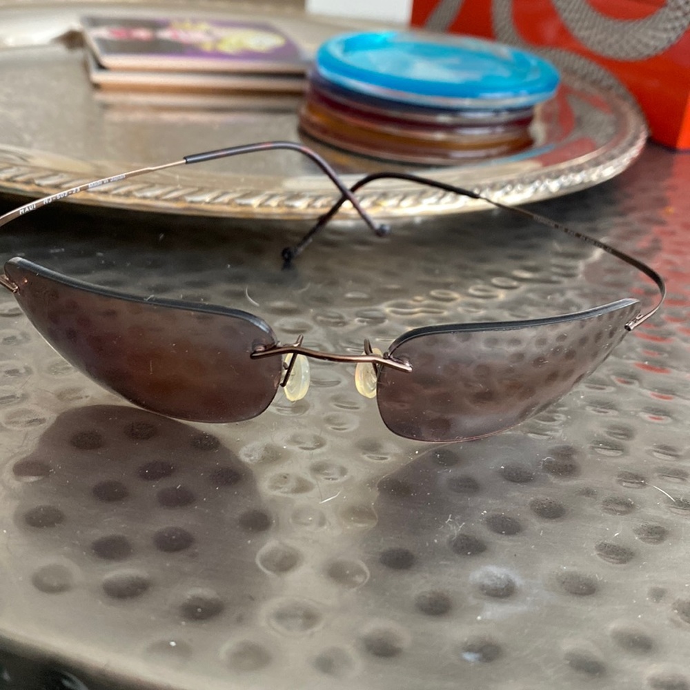 Used Maui Jim’s from @2001 ish. Good condition.  No case.  Sold as is